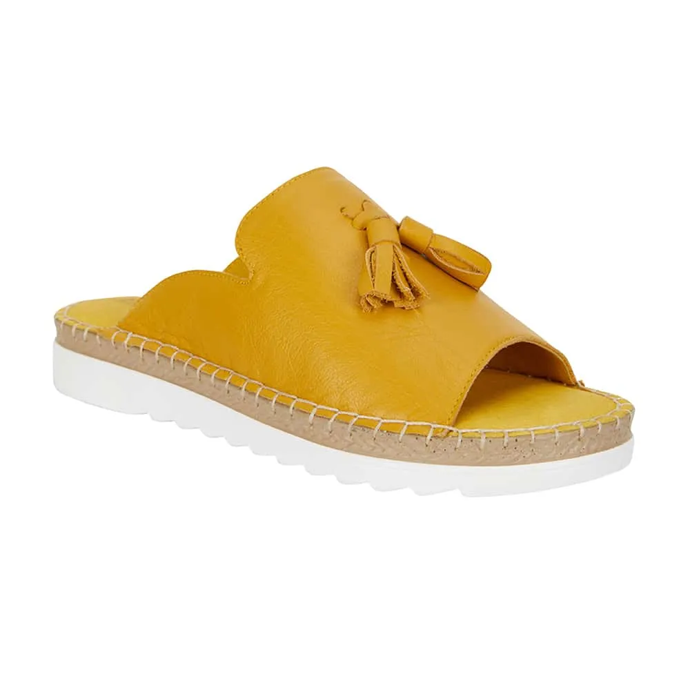 Elsa Sandal in Mustard Leather