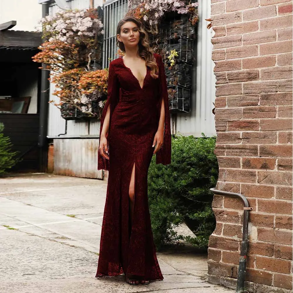 Full Length Long-Sleeved Long Elegant Dress